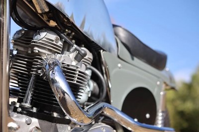 Lot 2010 Triumph Métisse Steve McQueen Desert Racer