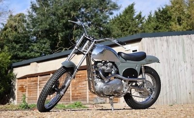 Lot 2010 Triumph Métisse Steve McQueen Desert Racer