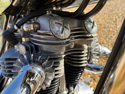 Lot 2010 Triumph Métisse Steve McQueen Desert Racer