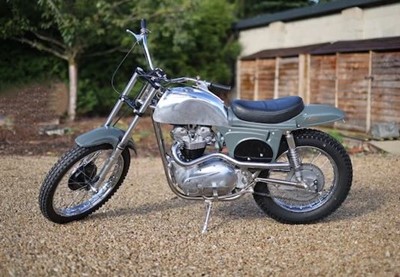 Lot 2010 Triumph Métisse Steve McQueen Desert Racer