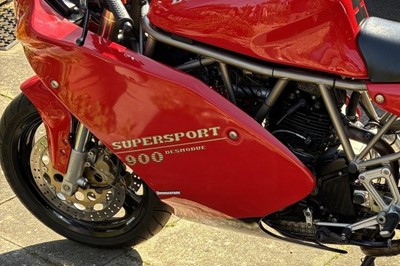 Lot 1993 Ducati 900SS