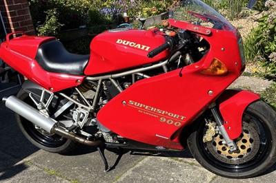 Lot 1993 Ducati 900SS