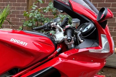 Lot 2006 Ducati ST3