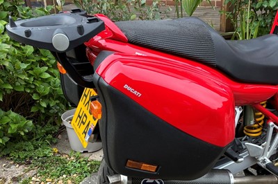 Lot 2006 Ducati ST3