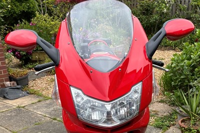 Lot 2006 Ducati ST3