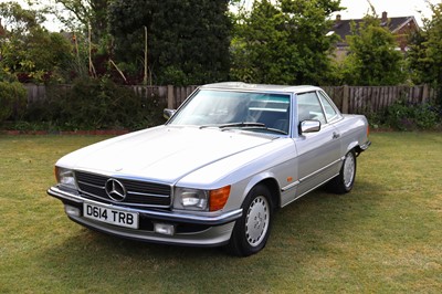 Lot 1986 Mercedes-Benz 300 SL