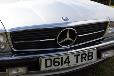 Lot 1986 Mercedes-Benz 300 SL