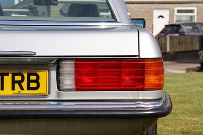 Lot 1986 Mercedes-Benz 300 SL