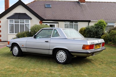 Lot 1986 Mercedes-Benz 300 SL
