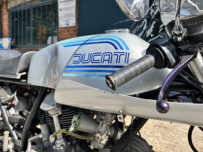 Lot 1982 Ducati 900SS