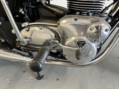 Lot 1973 Triumph T150V Trident