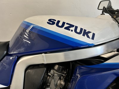 Lot 1990 Suzuki GSX-R1100
