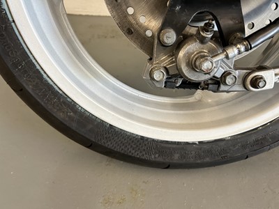 Lot 1990 Suzuki GSX-R1100