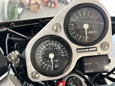 Lot 1990 Suzuki GSX-R1100