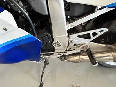 Lot 1990 Suzuki GSX-R1100