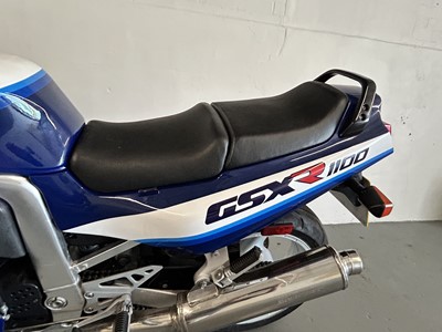 Lot 1990 Suzuki GSX-R1100