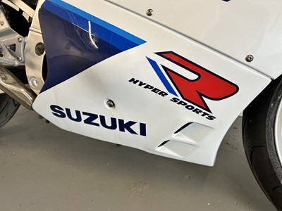 Lot 1990 Suzuki GSX-R1100