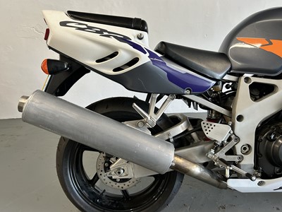 Lot 1996 Honda Fireblade CBR900RR