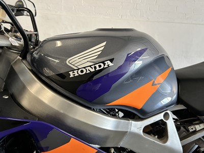 Lot 1996 Honda Fireblade CBR900RR