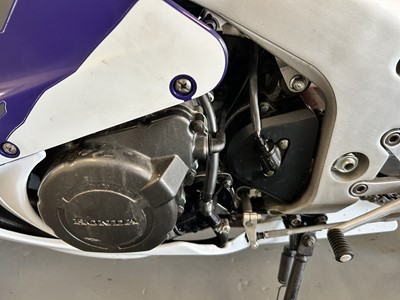 Lot 1996 Honda Fireblade CBR900RR