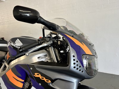 Lot 1996 Honda Fireblade CBR900RR