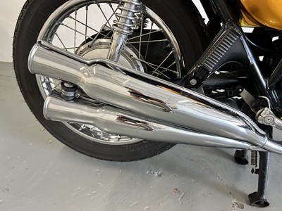 Lot 1975 Honda CB500