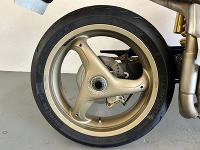 Lot 1995 Ducati 916