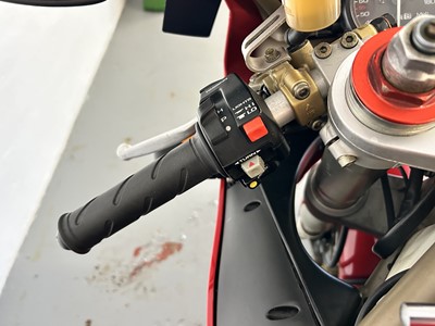 Lot 1995 Ducati 916