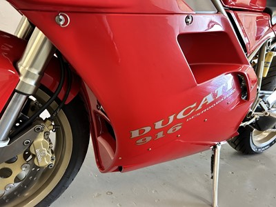 Lot 1995 Ducati 916