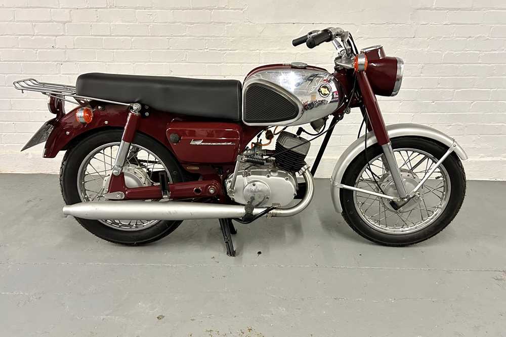 Lot 1965 Kawasaki B8T 125