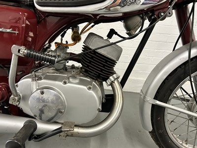 Lot 1965 Kawasaki B8T 125