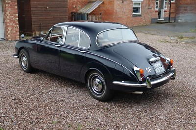 Lot 1969 Daimler V8 250