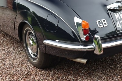Lot 1969 Daimler V8 250