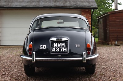 Lot 1969 Daimler V8 250