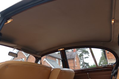 Lot 1969 Daimler V8 250
