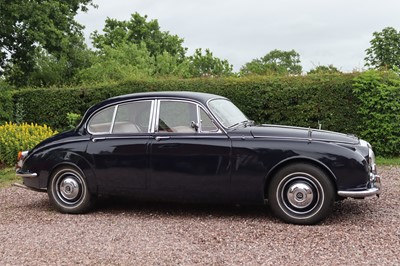 Lot 1969 Daimler V8 250