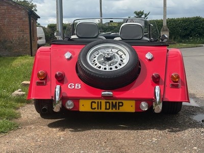 Lot 1987 Morgan Plus 8