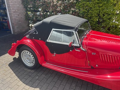 Lot 1987 Morgan Plus 8