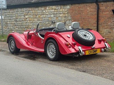 Lot 1987 Morgan Plus 8