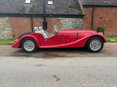 Lot 1987 Morgan Plus 8