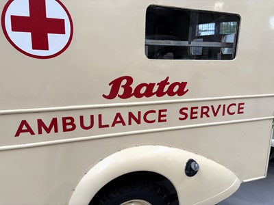 Lot 1938 Nash Ambassador Six Bata Ambulance