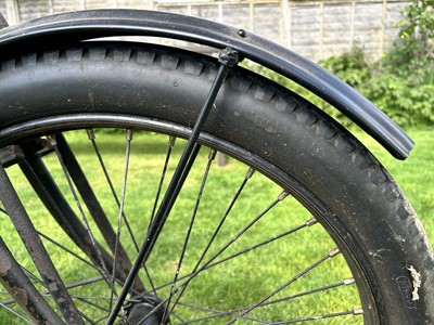 Lot 1920 Douglas 2¾hp Model V