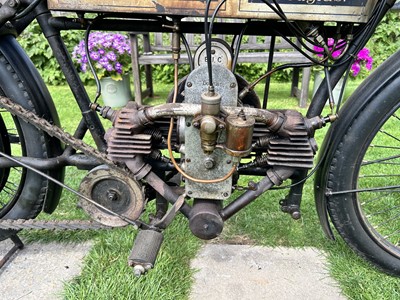 Lot 1920 Douglas 2¾hp Model V