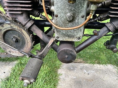 Lot 1920 Douglas 2¾hp Model V
