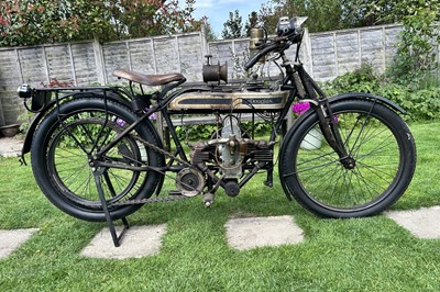 Lot 1920 Douglas 2¾hp Model V