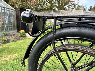 Lot 1920 Douglas 2¾hp Model V
