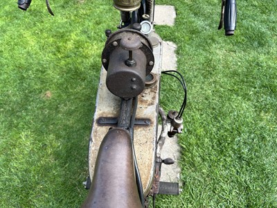 Lot 1920 Douglas 2¾hp Model V