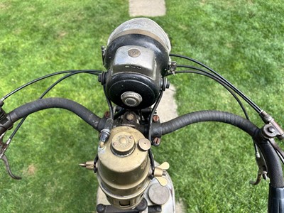 Lot 1920 Douglas 2¾hp Model V