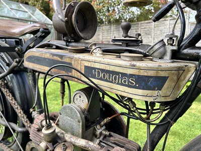 Lot 1920 Douglas 2¾hp Model V