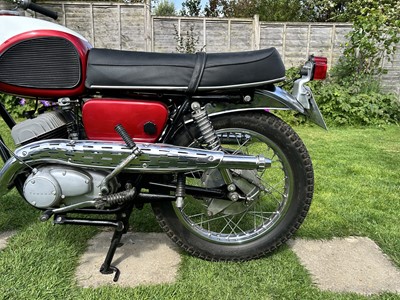 Lot 1966 Yamaha YDS-3C